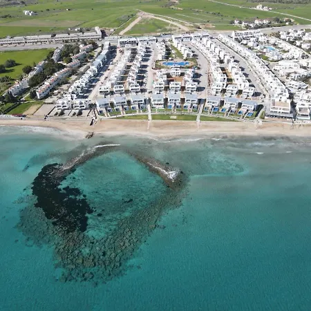 Four Seasons Life Daire Trikomo