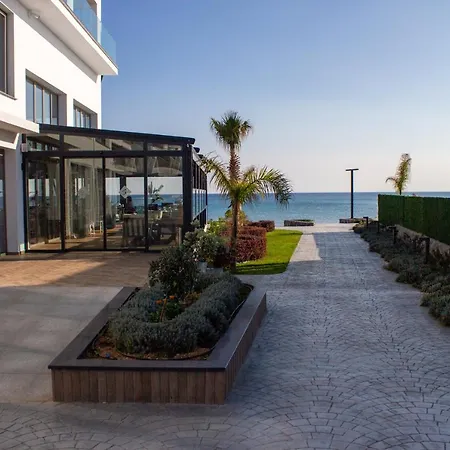 Four Seasons Life דירה Trikomo