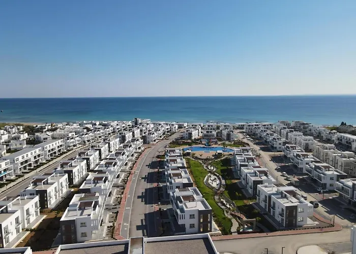 Four Seasons Life アパート *