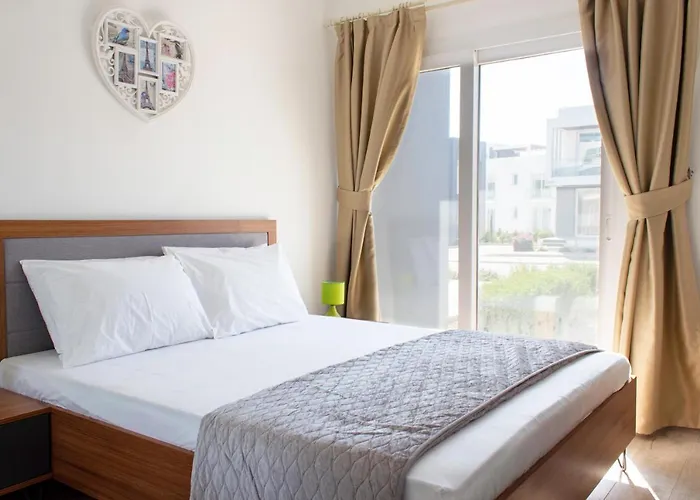 Four Seasons Life アパート *