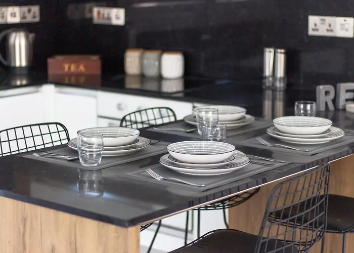 Four Seasons Life * Trikomo