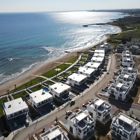 Four Seasons Life Апартаменты *