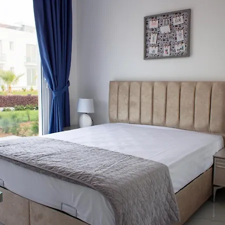 Apartament Four Seasons Life Trikomo