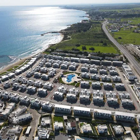 Apartament Four Seasons Life Trikomo