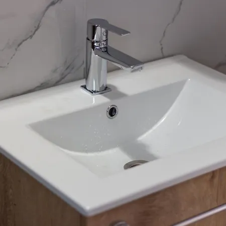 Four Seasons Life Apartament *