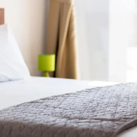 Four Seasons Life Апартаменты