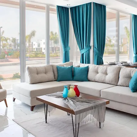 Four Seasons Life Trikomo