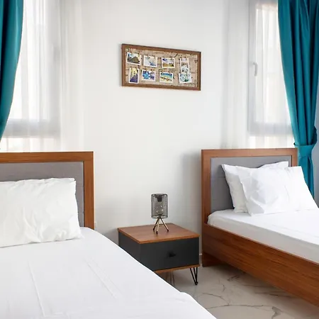 Four Seasons Life Apartament