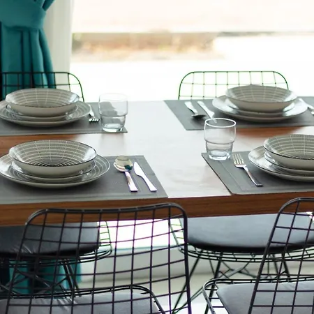 Four Seasons Life * Trikomo