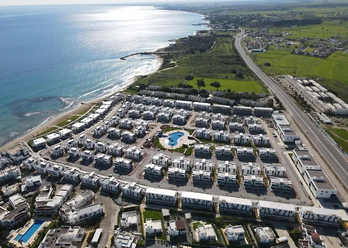 公寓 Four Seasons Life Trikomo