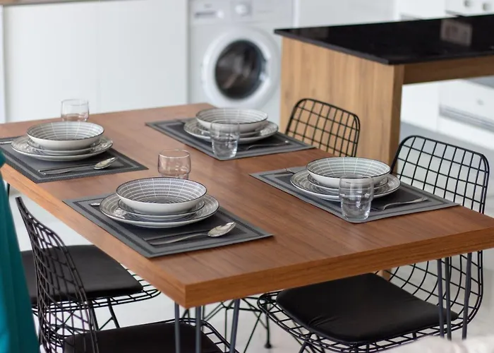 公寓 Four Seasons Life Trikomo