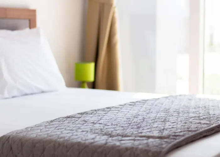 Four Seasons Life 公寓