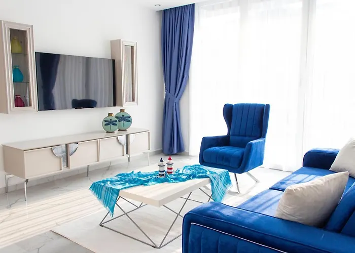 Four Seasons Life 公寓 *