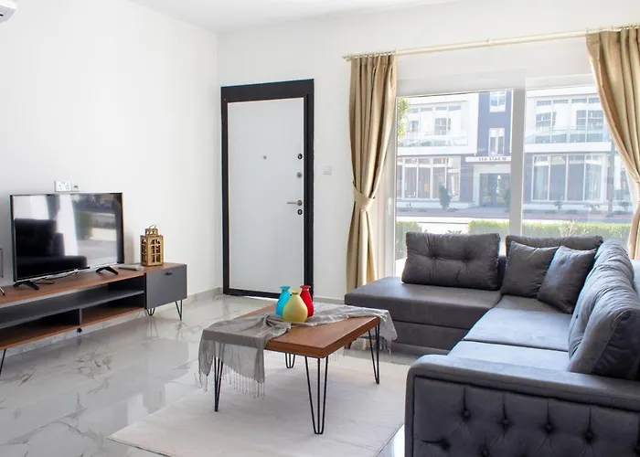 公寓 Four Seasons Life