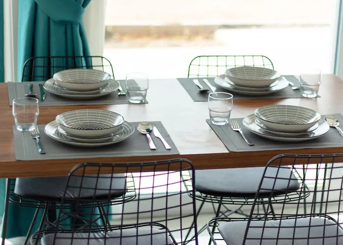 Four Seasons Life * Trikomo